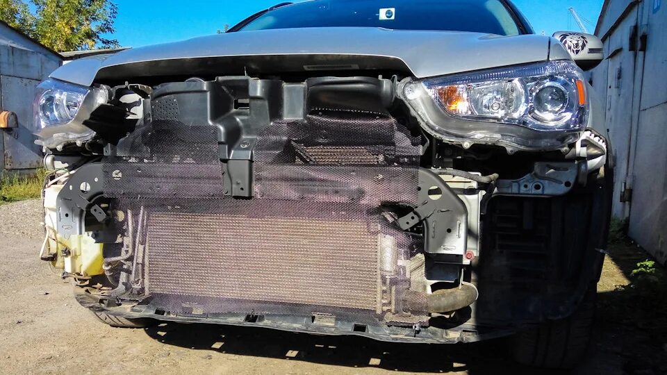 Кокнул передний бампер - Mitsubishi Outlander (3G), 2 л, 2015 года другое DRIVE2