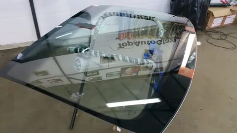 Лобовое стекло q7