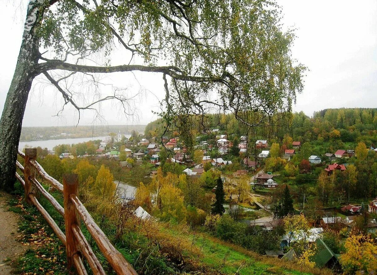 Соборная гора Плес. Соборная гора плёс Ивановская область. Плес Соборная гора весной. Плёсская крепость плёс.