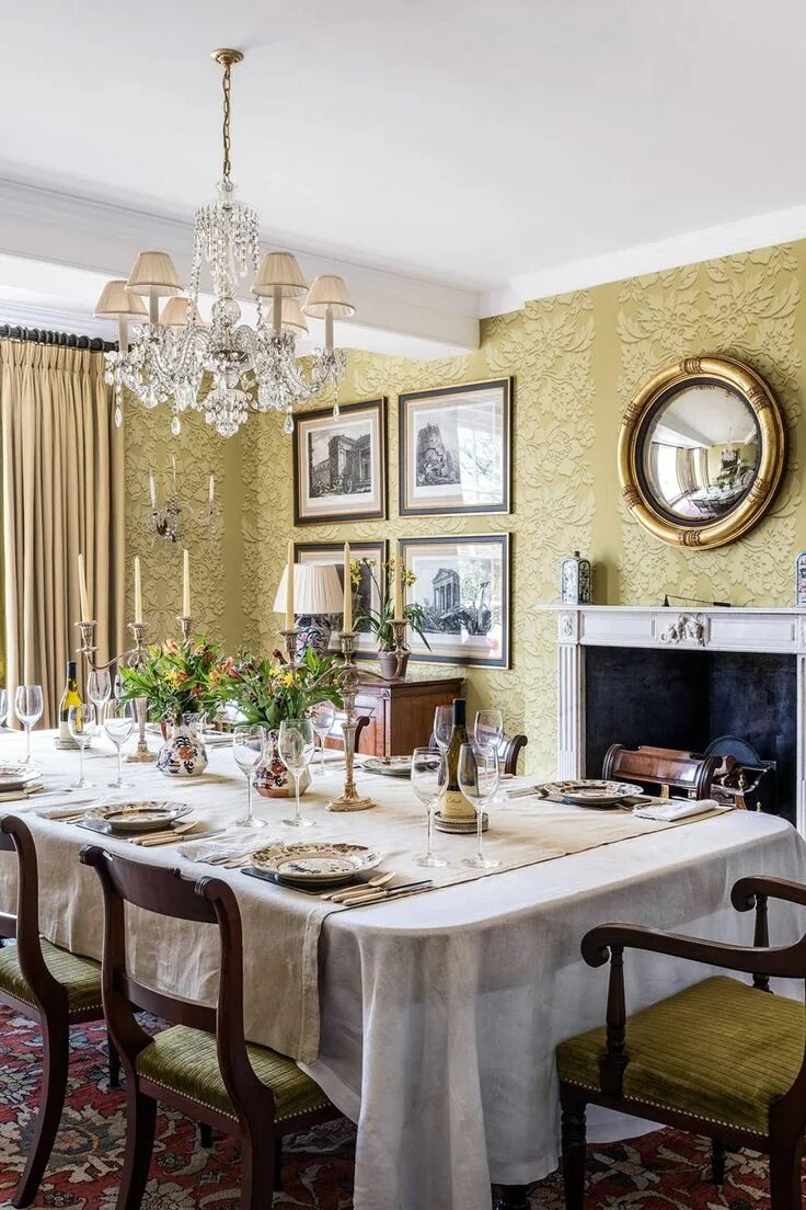 Dining room carpet. Dining room английский. Столовая викторианской эпохи. Dining room английский. Дизайн столовой в стиле модерн.