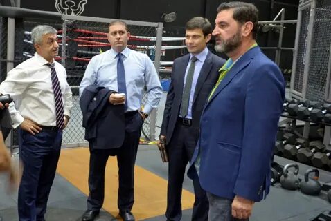 Директор спортивного клуба