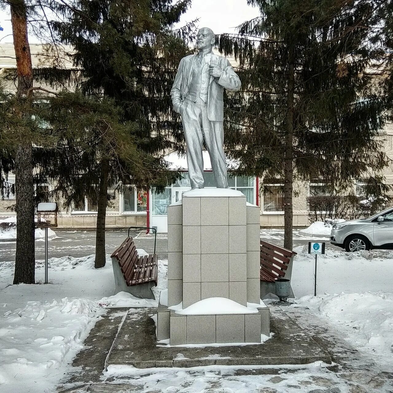 рабочий поселок любинский омская область. памятник ленину в омской области. любинский жд вокзал омская область. р п любино омская область. рабочий поселок любинский омская область.