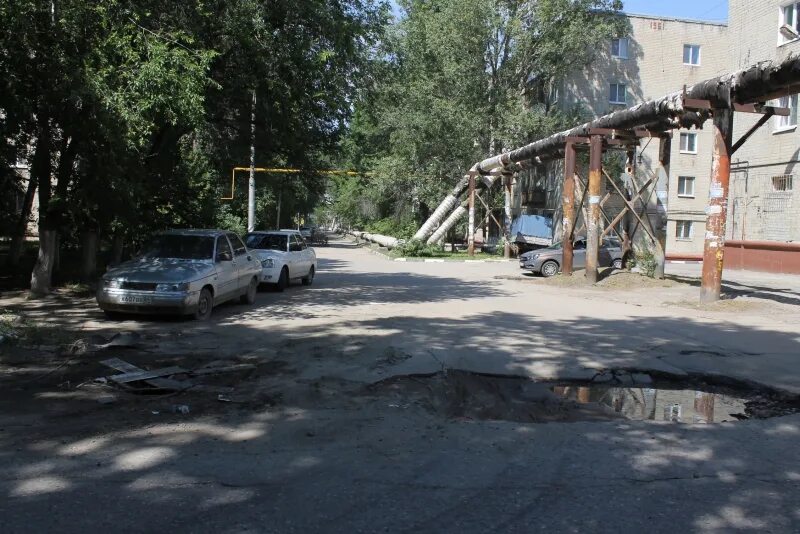 Крымская 32 саратов. Аптека крымская 13 саратов. Заводской район крымская 12. Крымский проезд 5 саратов. Крымская 28 саратов.