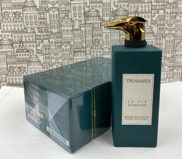 Trussardi la vie milano. Trussardi селективные милано. Парфюм trussardi milano. Труссарди муск ноир. Trussardi musk noir.
