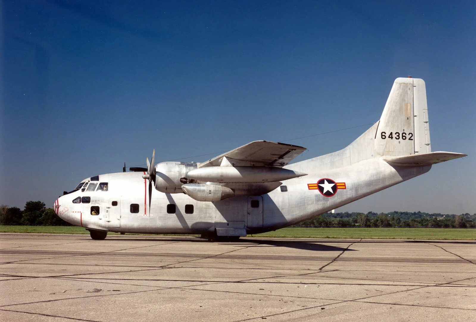 Provider c. Fairchild c-123k provider. самолёт фэйрчайлд c-123. самолет c-123 provider военно-транспортный. с-123 provaider самолёт.