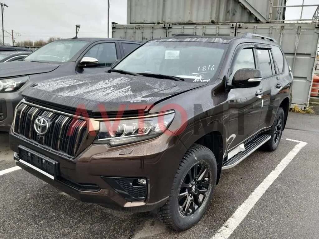 Куплю прадо 2020 года. Toyota Land Cruiser Prado 300 2020 коричневый. Прадо 2020 коричневый.