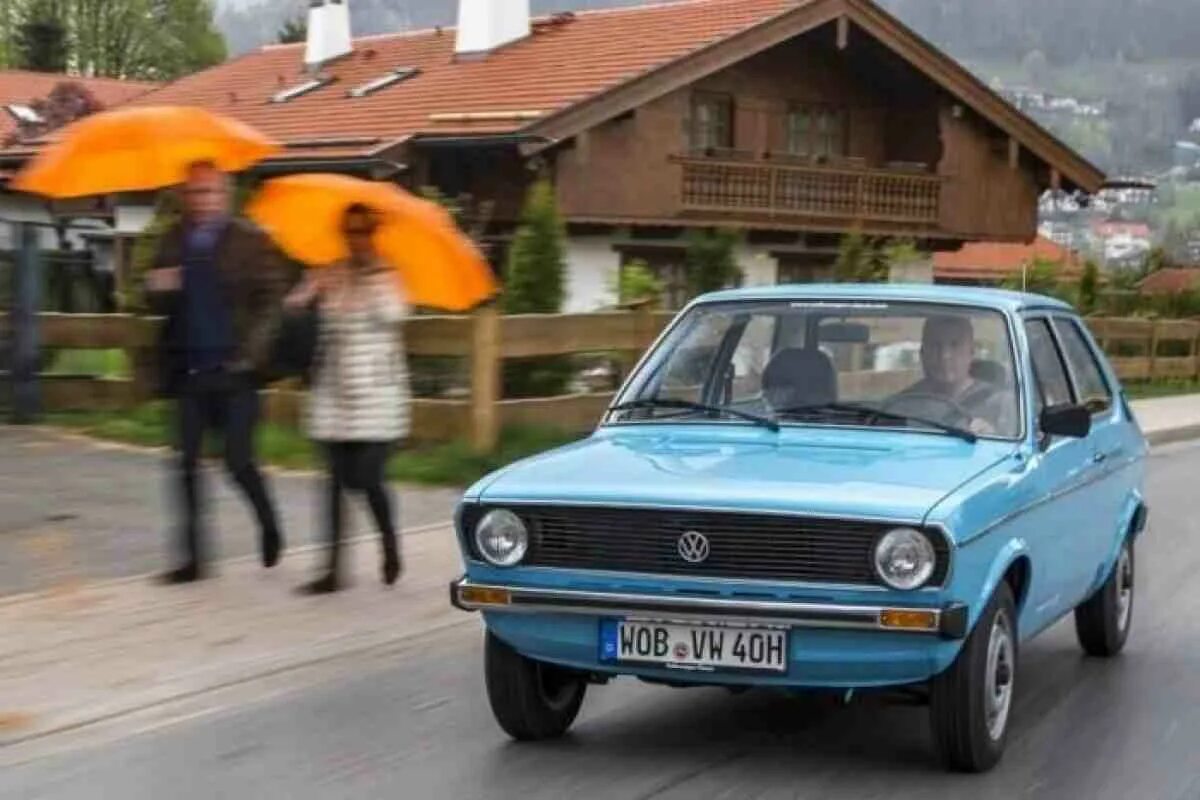 Фольксваген история. Фольксваген Порше первый в мире. Краткая история Volkswagen. Короткая история Фольксваген. Поло 1 поколение