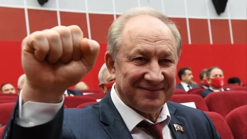 Ублажение депутата кпрф. Рашкин лось кпрф.