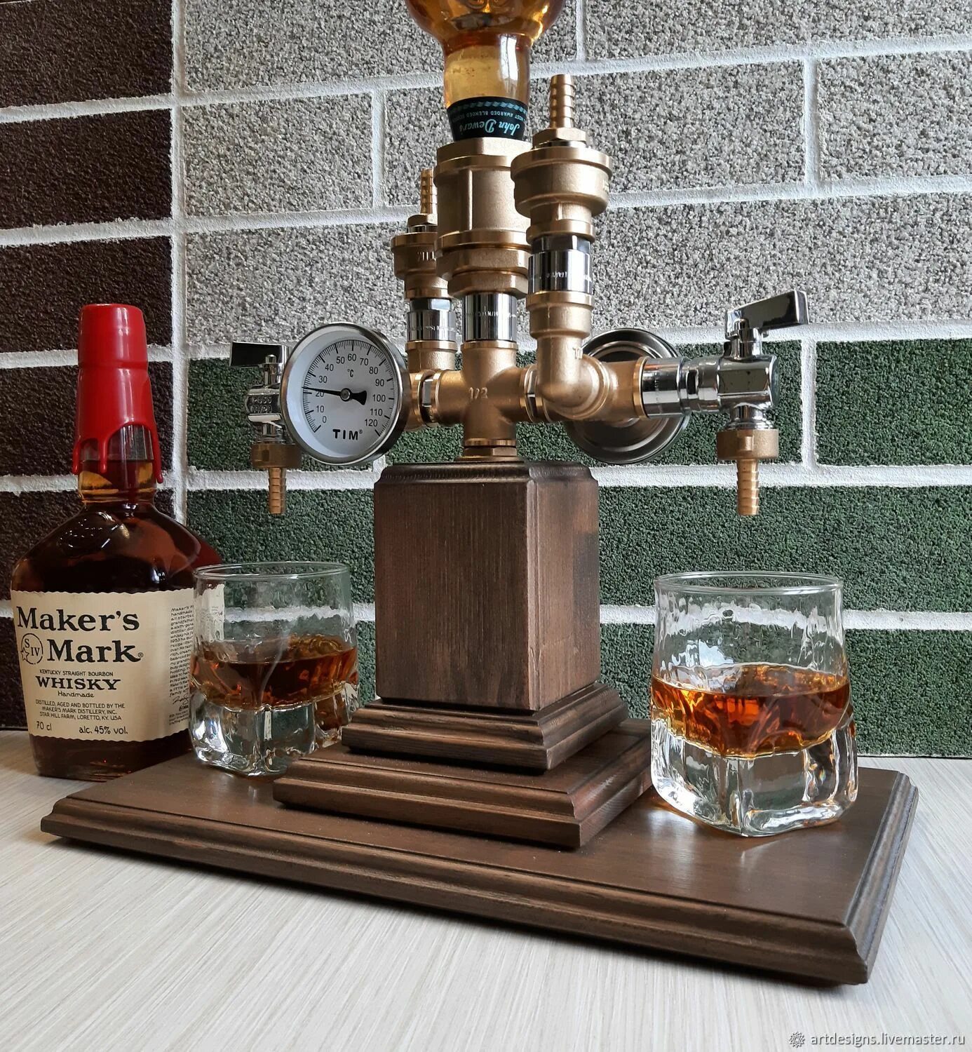 Диспенсер для алкогольных напитков. Диспенсер для алкоголя. Диспенсер для алкогольных напитков. Дозатор для спиртных напитков. Дозатор для спиртного.