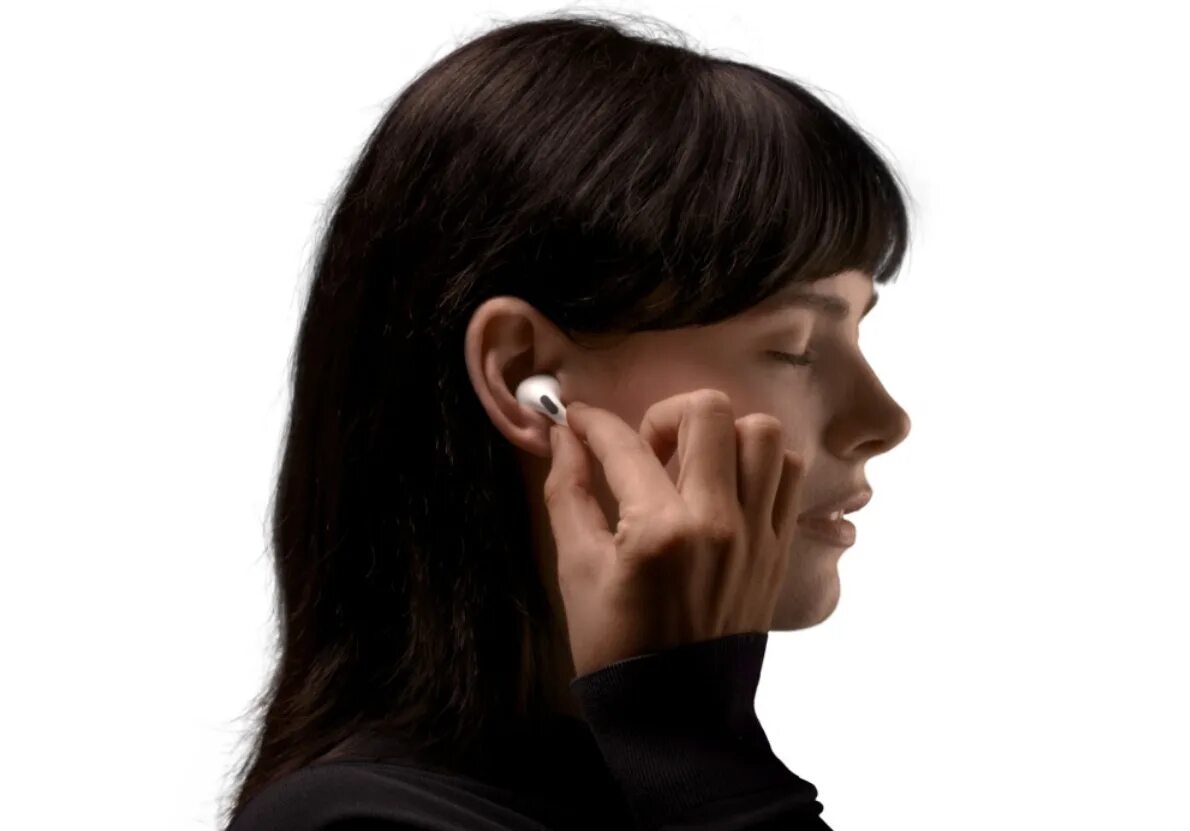 Прослушивание airpods. AIRPODS Pro in Ear. Apple AIRPODS Pro в ухе. Apple AIRPODS Pro 2 in Ear. AIRPODS 3 В ухе.