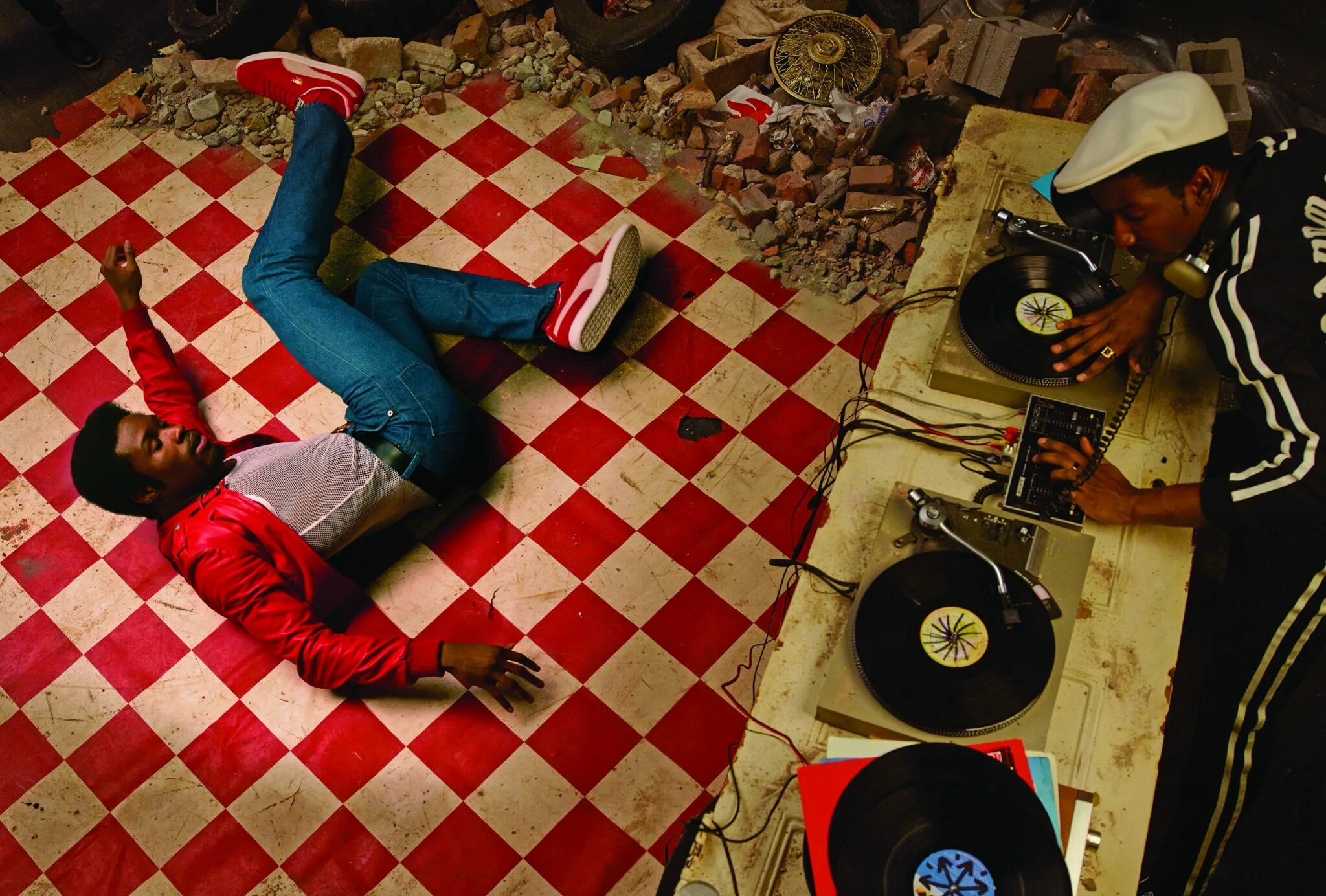 Paul johnson get get down. Kool & the gang music is the message пластинка. You ve got to get down. Get get down. Basada good vibes.