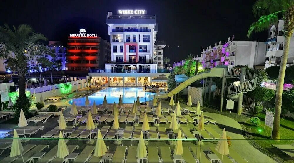 Уайт бич алания. Вайт сити бич отель турция 4 звезды. Вайт сити резорт 5. White city beach 4. White city beach 4 аланья.