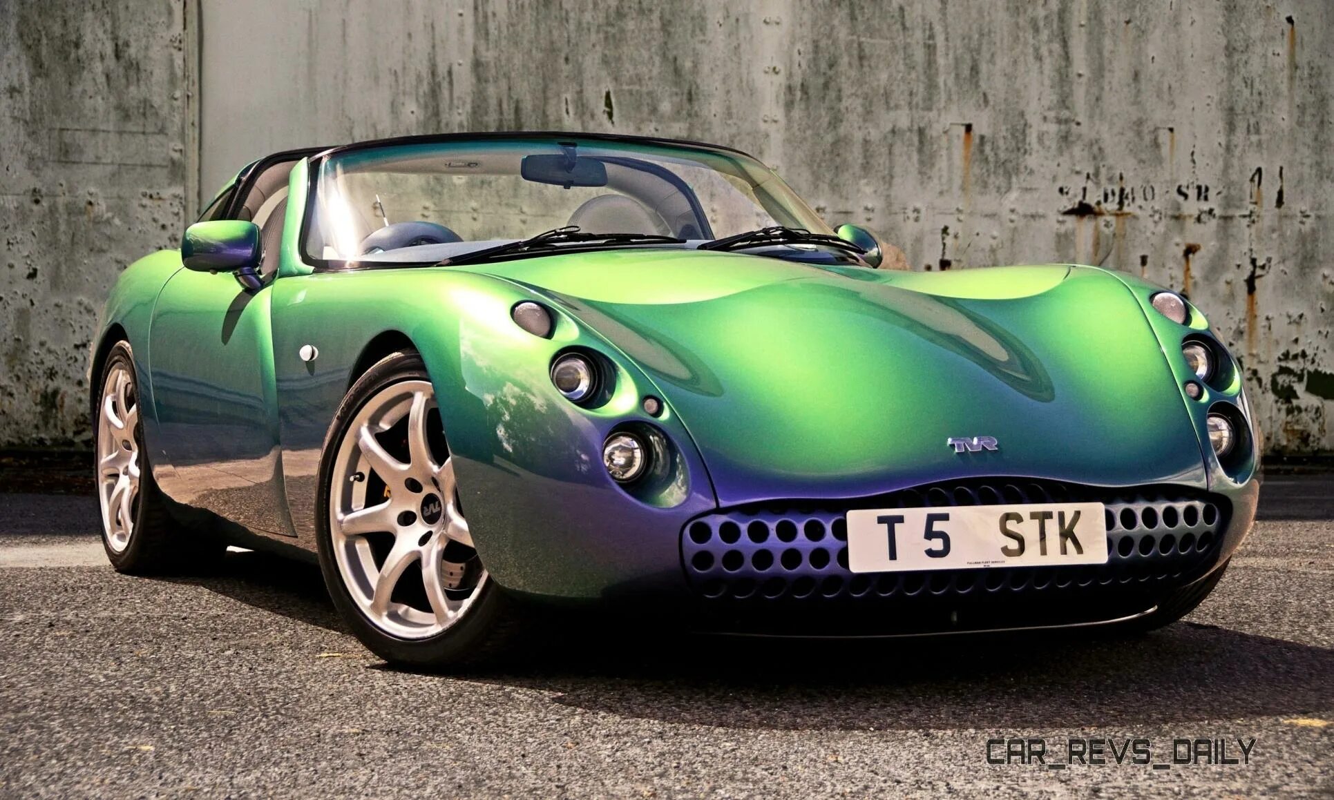 Tvr машина. Tvr tuscan t440r. Tvr speed 6. Tvr t440r typhon. Tvr griffith.