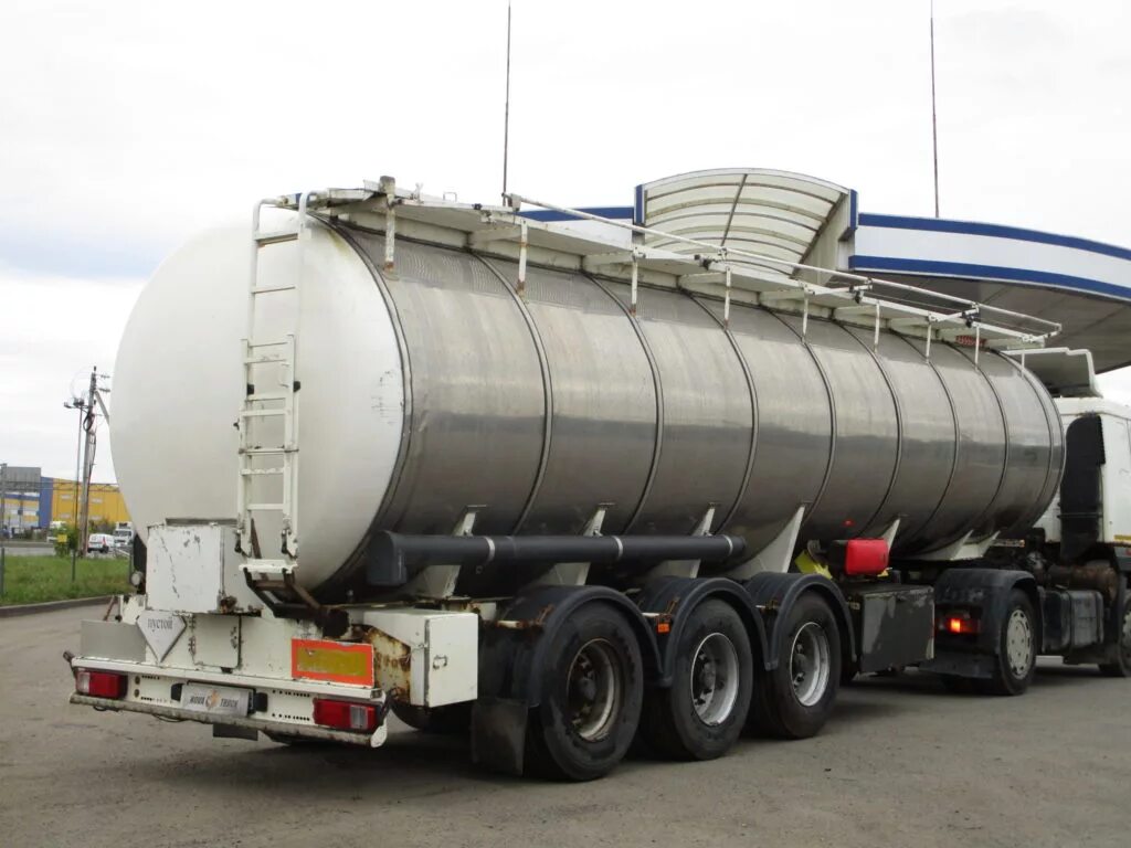 Полуприцеп цистерна пищевая gute wolf. Пищевая цистерна. Burg bpd 12-27dl прицеп. Пищевая цистерна. Shacman пищевая цистерна.