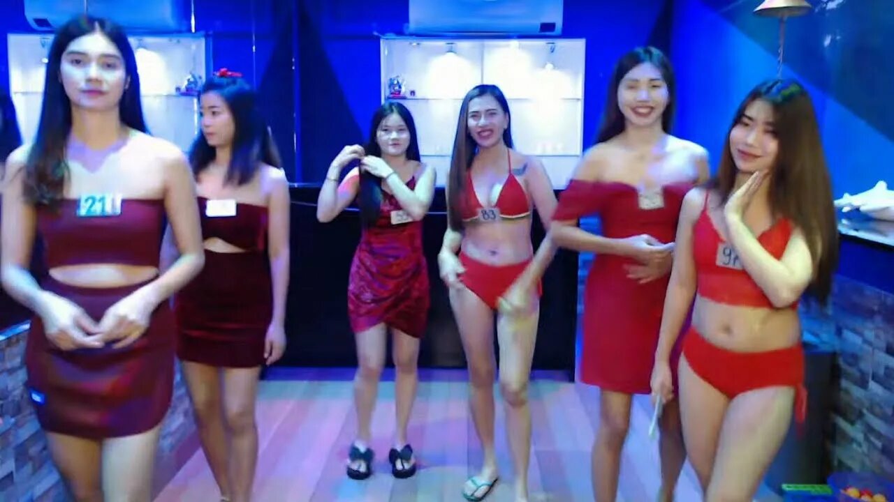 Леди бой паттайя шоу. Катои в тайланде. Thailand pattaya. Кабаре тиффани. Паттайя ladyboy bar.