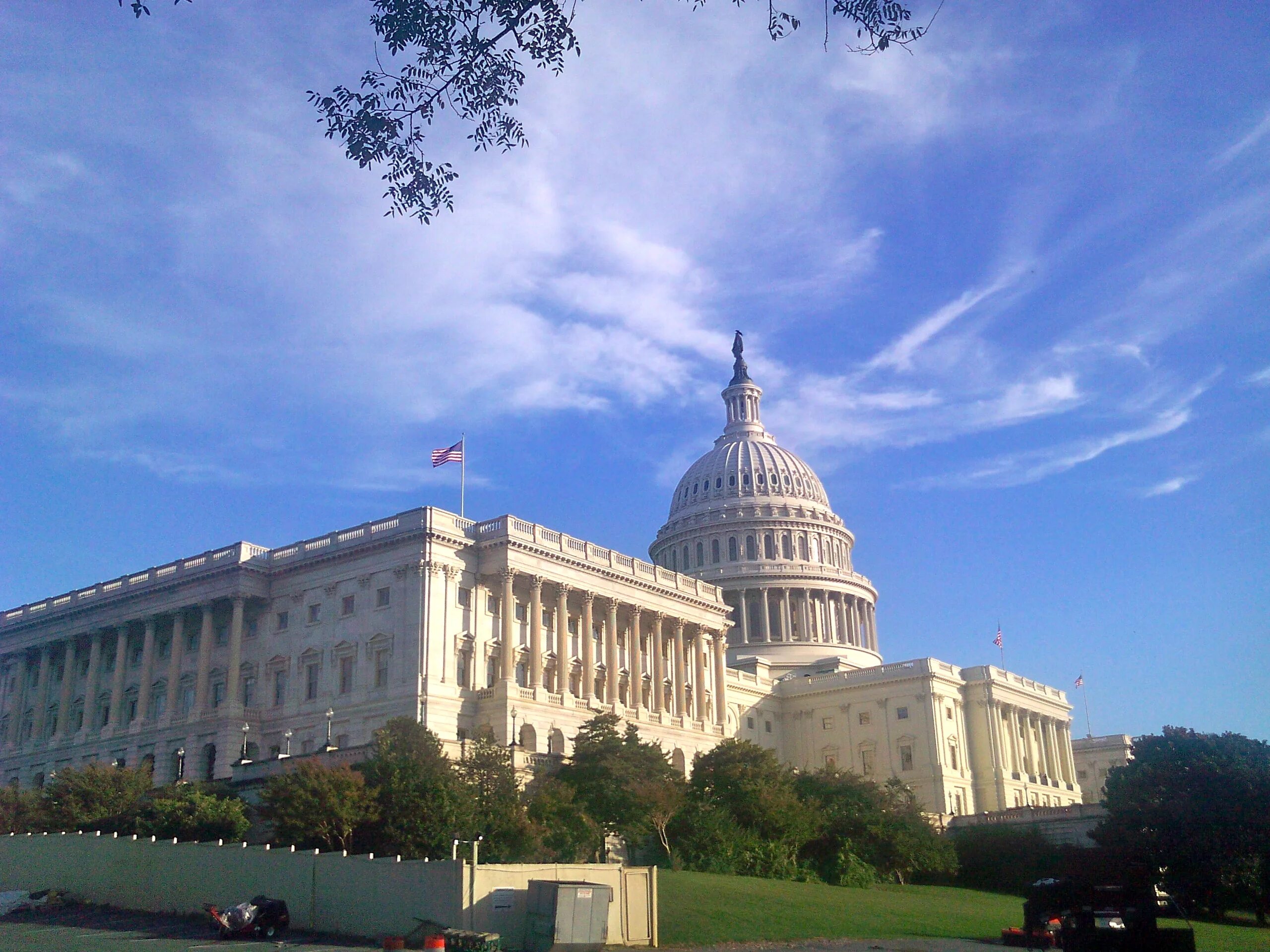 Здание парламента (Вашингтон, округ Колумбия). Капитолий США фон. Правительство США. Здание правительства Вашингтон.