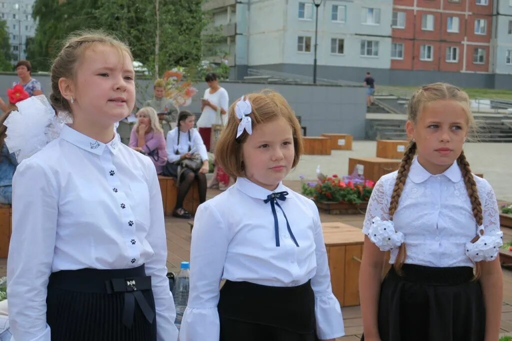 Школьная 15 индекс. Школа 15 старый Оскол. Школа 6 старый Оскол. Новая школа старый Оскол.