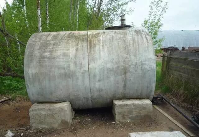 Шамбо 10 кубов. Емкость 5 м3 для канализации. Емкость б у под. Резервуар 10 м3. Б у емкость.