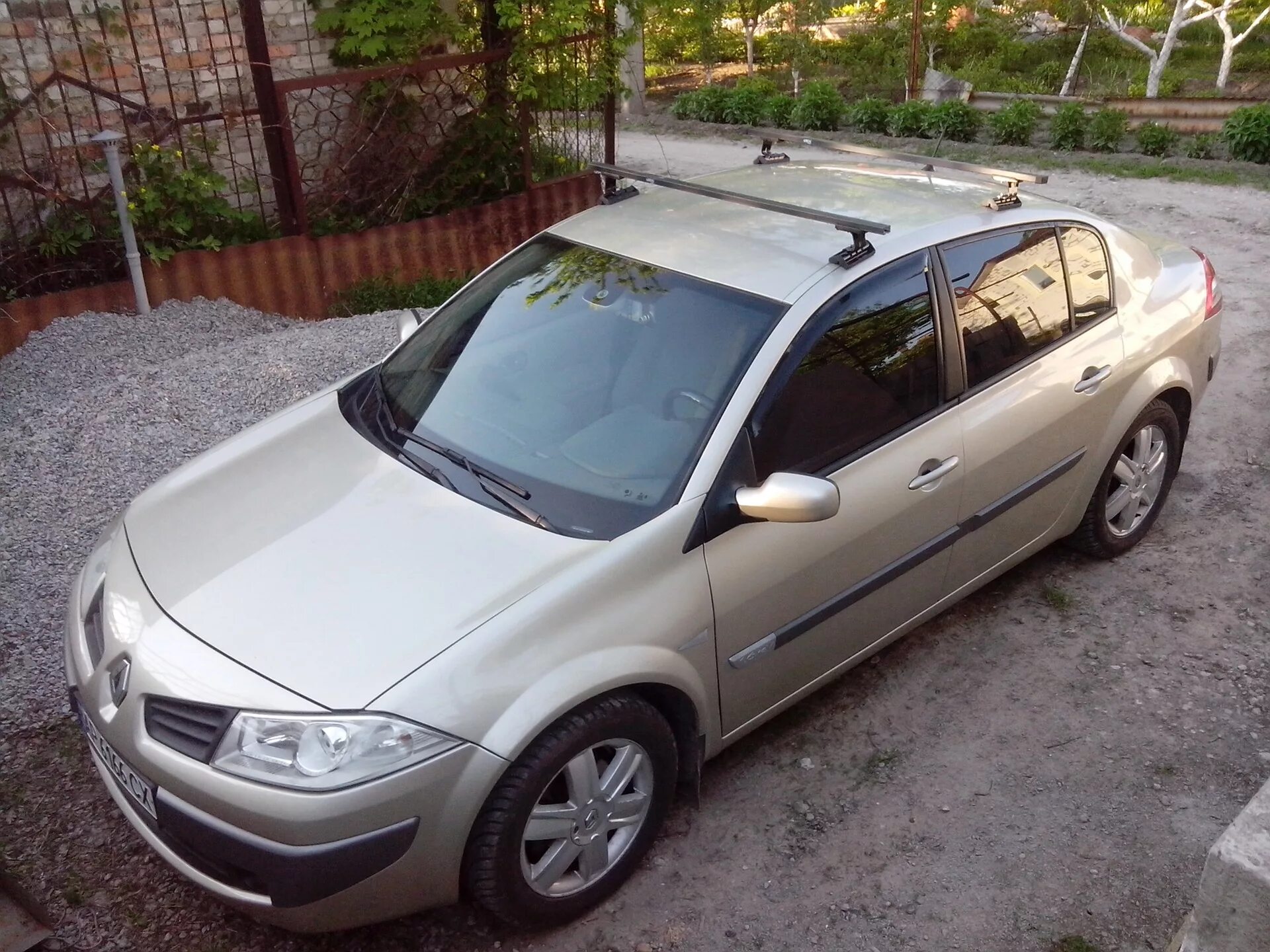 Рейлинги Renault Megane 2. Багажник на крышу Renault Megane 2. Багажник Рено Меган 2 седан. Рейлинги Рено Меган 2. Меган универсал авито