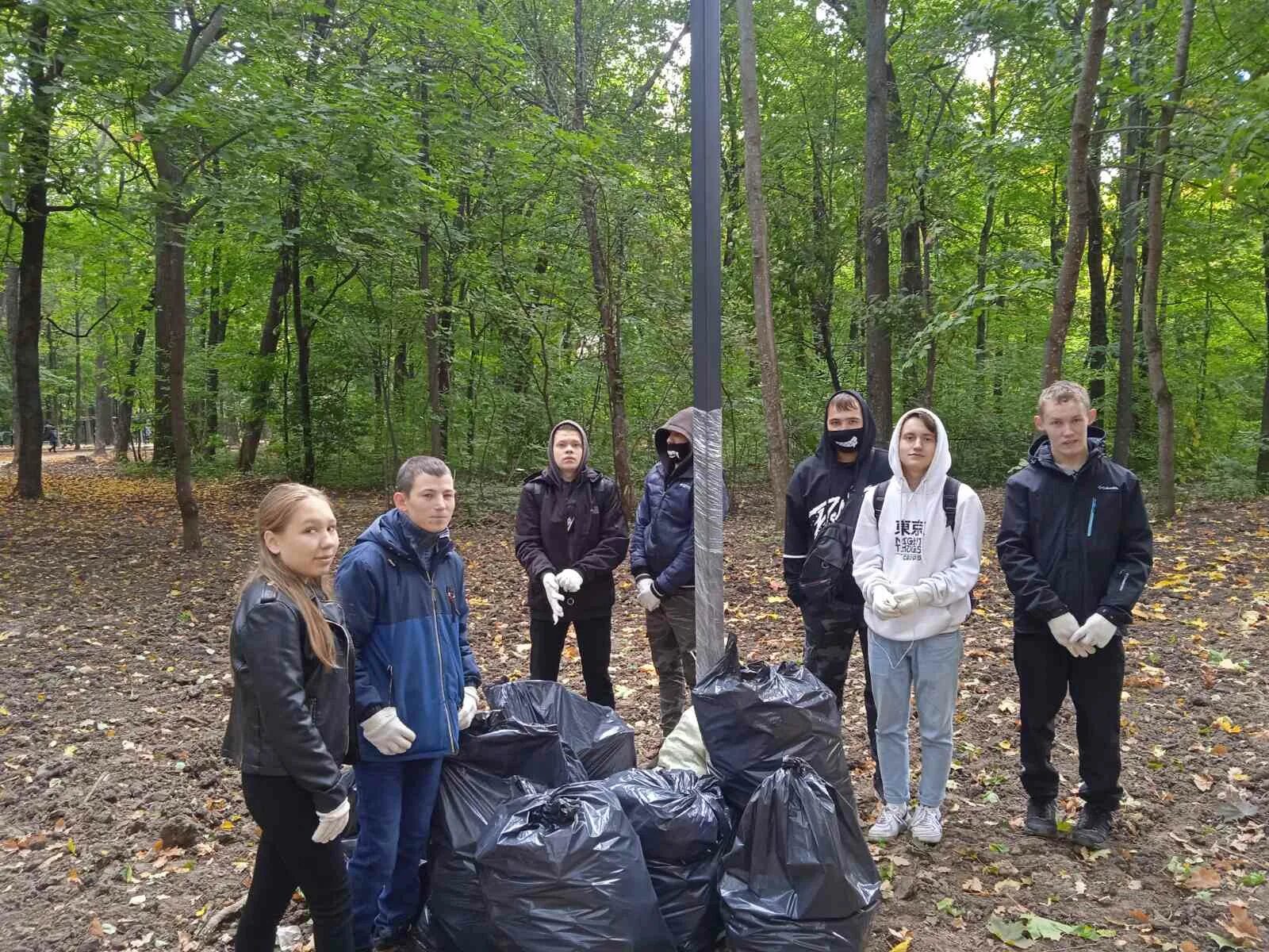 Дубовая роща избили. Дубовая роща избили. В башкирии избили парня. Лес дубовая роща ульяновск. Дубовая роща избили.