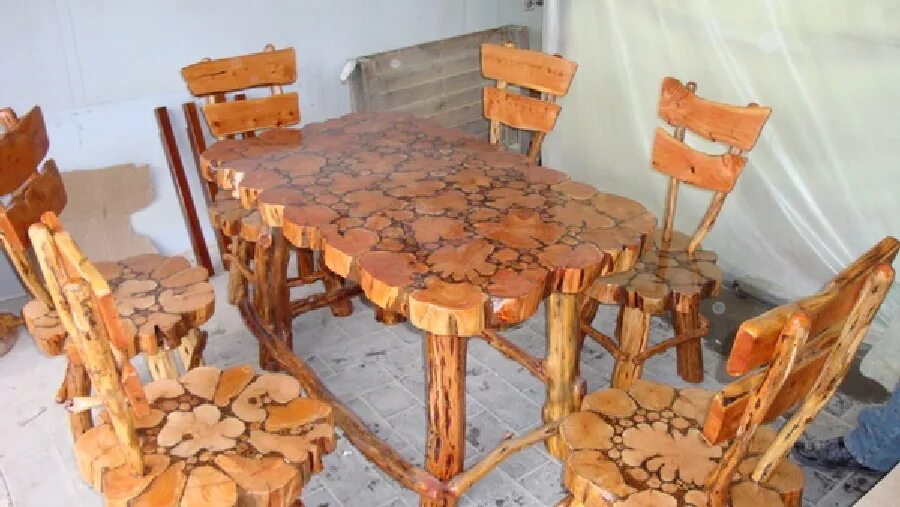Красивые столы из дерева. Деревянные изделия для сада. Самодельная мебель из дерева. Самодельная мебель для дачи из дерева. Самодельные изделия