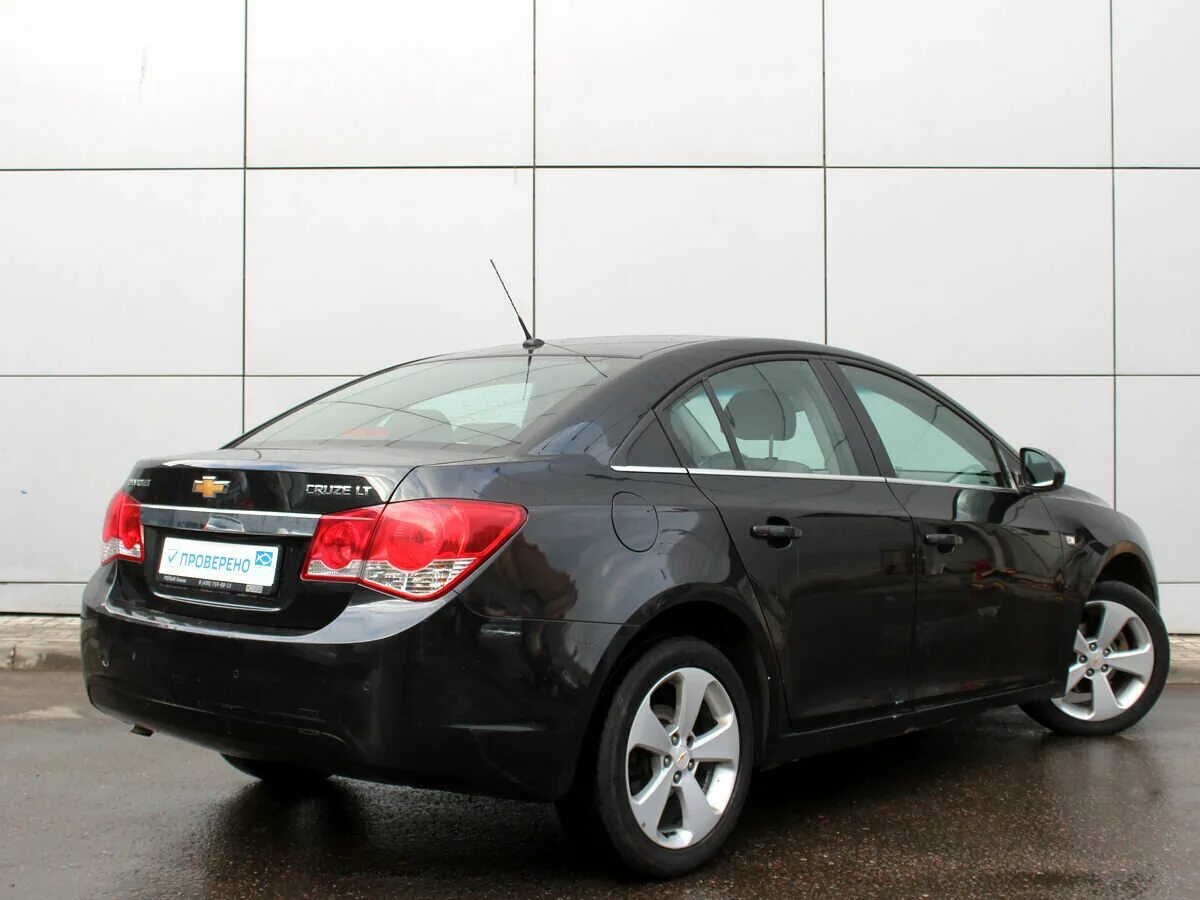 Круз 1.8 механика купить. Chevrolet Cruze 2012 1.8. Chevrolet Cruze 2012. Шевроле Круз 1.8 седан. Шевроле Круз 2012 1.6.