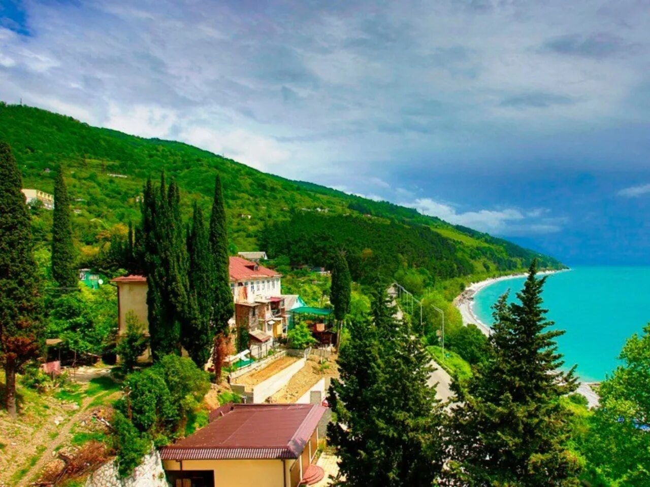 Путевки в абхазию с перелетом из москвы. Апсны-абазашта гагра, абхазия. Путевки в абхазию с перелетом из москвы. Абхазия гагры 2023. Сочи+абхазия тур.