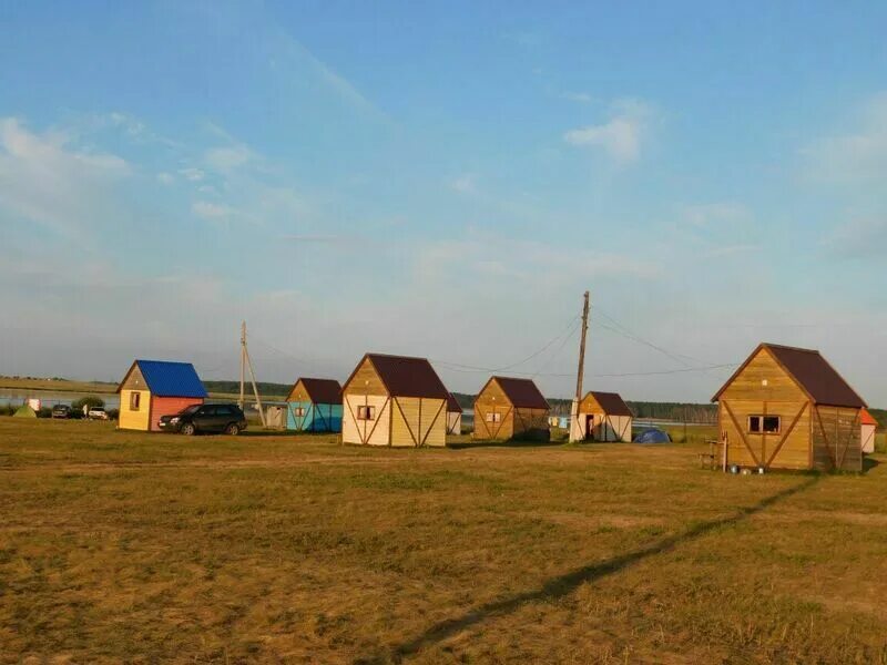 Завьялово россия. Завьялово Алтайский край базы. Алтай Завьялово соленое озеро база отдыха. Алтайский край Завьяловский район соленое озеро. Соленое озеро в Завьялово Алтайский край база отдыха.