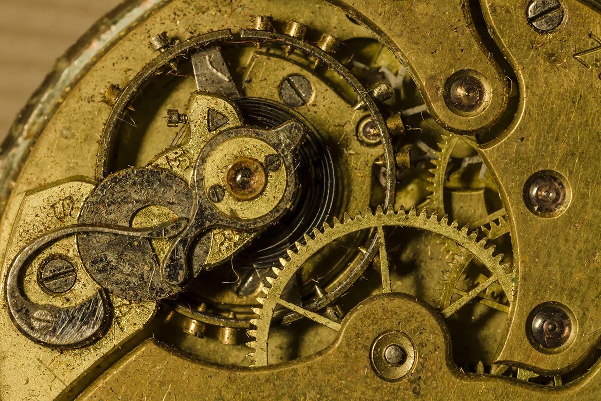 Механизм механических часов. Часовой механизм слава 2427. Механические часы древние. Как работают старые часы. Как работают старые часы.