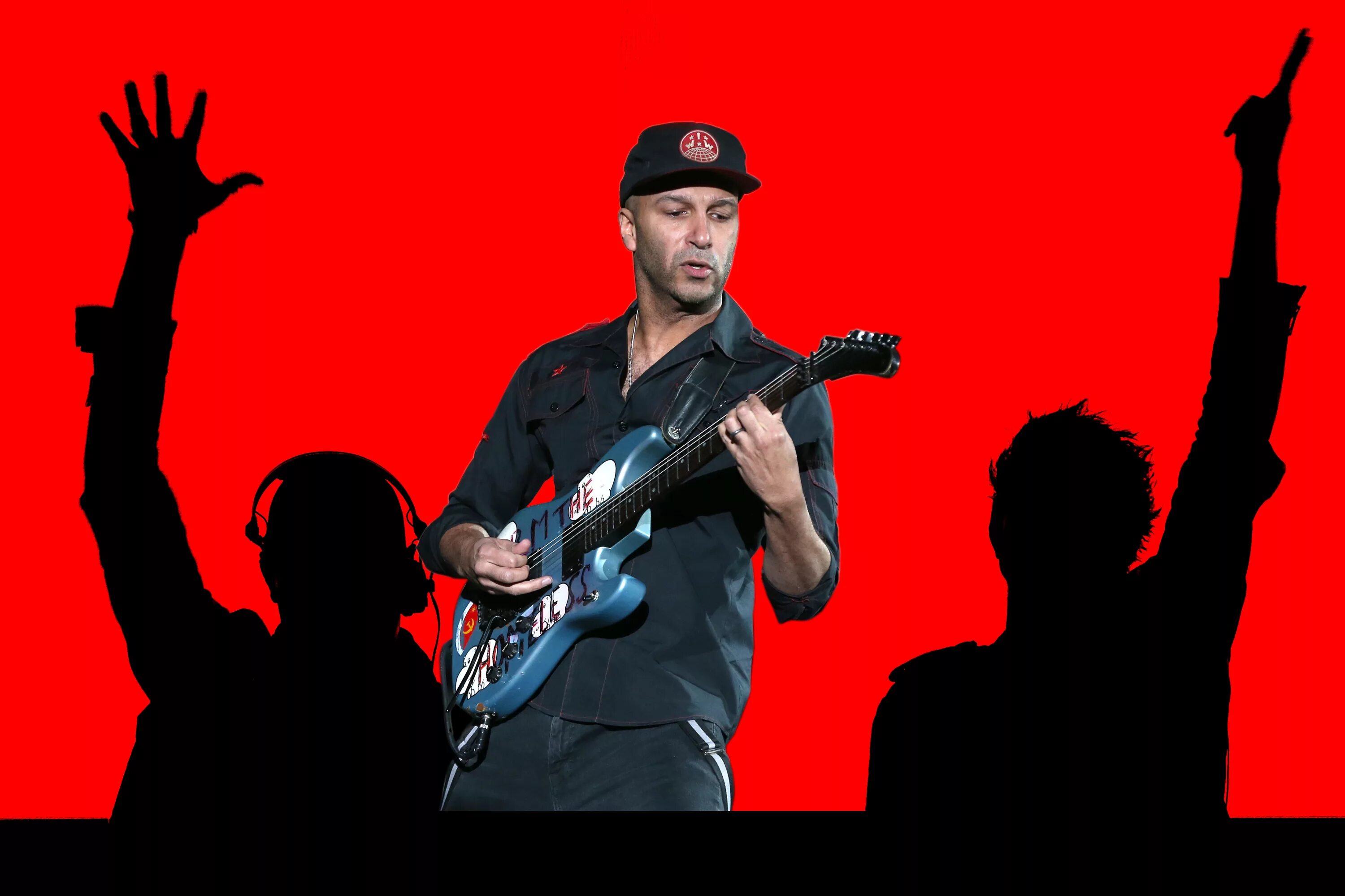 Том Морелло Rage against the Machine. Maneskin feat. Tom Morello. Обои Rage against the Machine TV. Måneskin Gossip feat. Tom Morello.