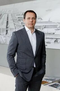 Генеральный директор публично правовой компании