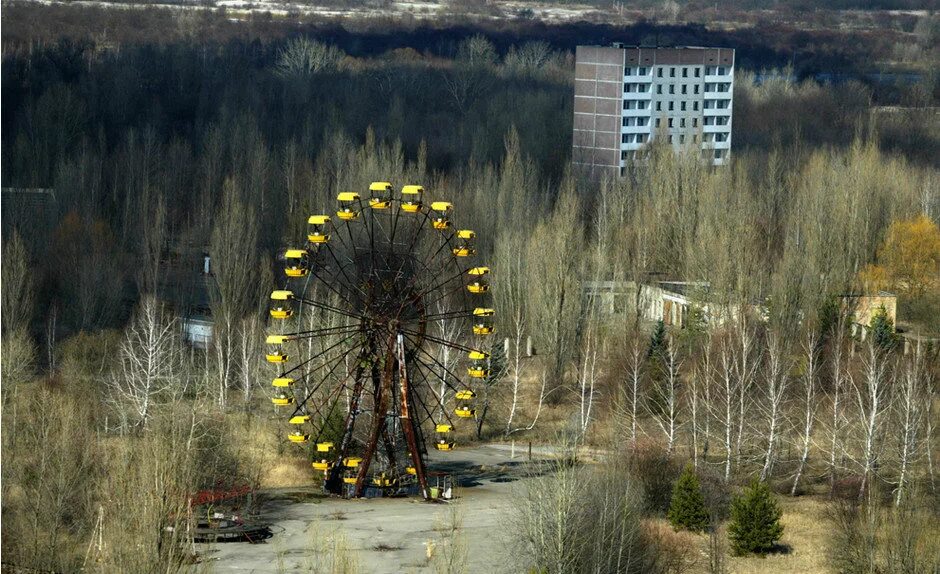 Зона отчуждения украины. Чернобыль чертово колесо. Зона отчуждения украины. Зона отчуждения чернобыльской аэс. Чернобыль зона отчуждения припять.