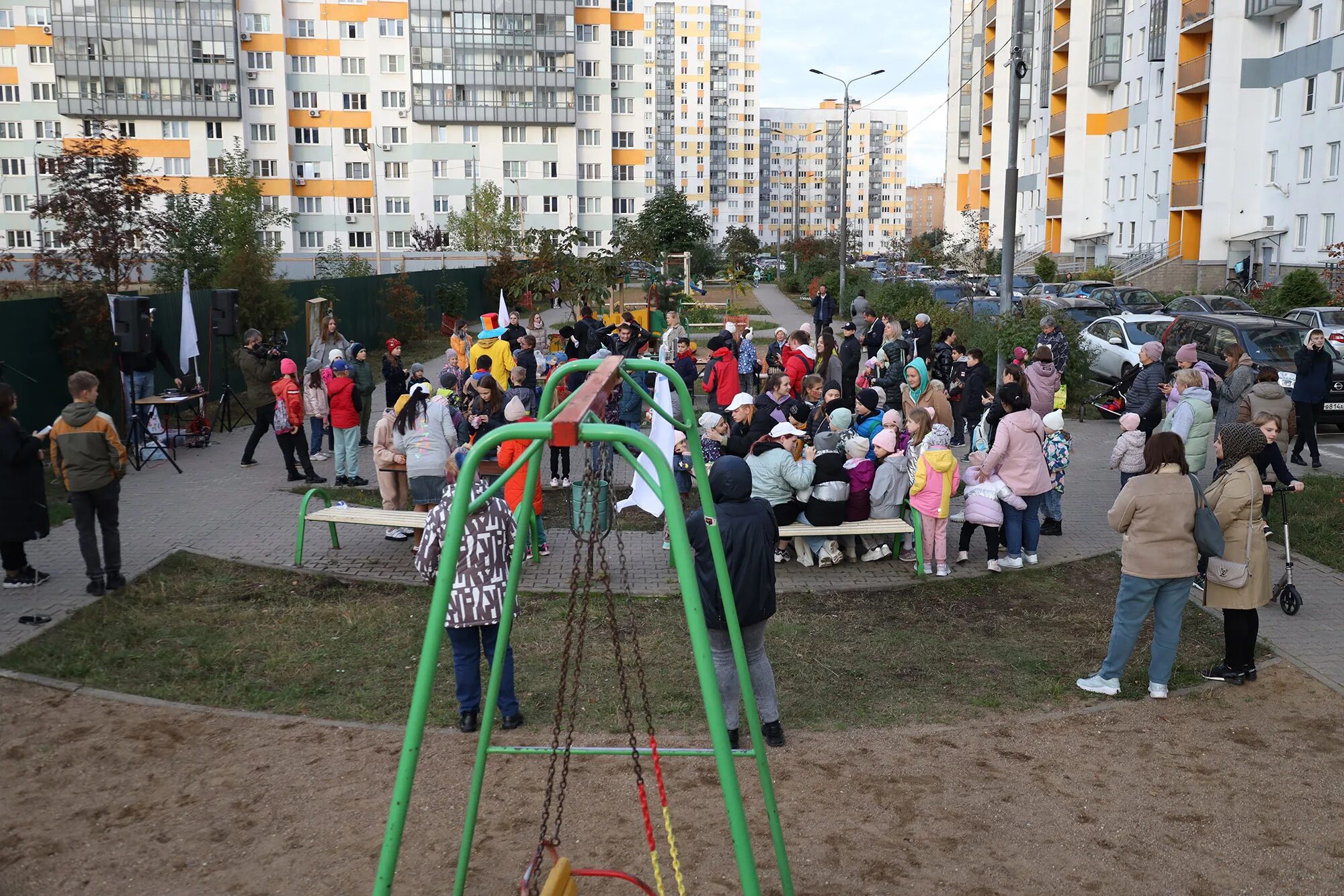 Микрорайон 9 мая. Рупасово Мытищи. Школа Рупасово Мытищи. День двора. Мытищи дворы.