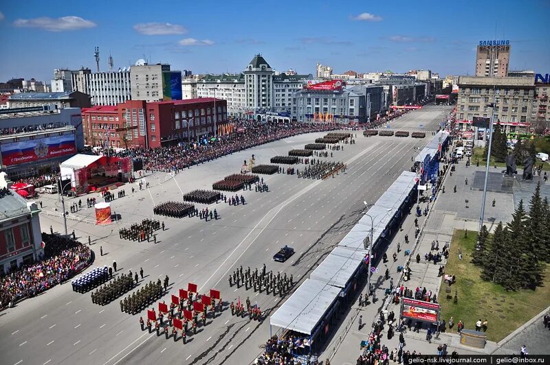 Парад победы новосибирск. Площадь ленина парад 9 мая новосибирск. Площадь ленина ульяновск 9 мая 2024. 9 мая площадью ленина. 9 мая площадью ленина.