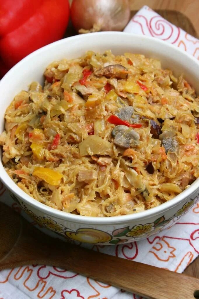 Как потушить квашеную капусту