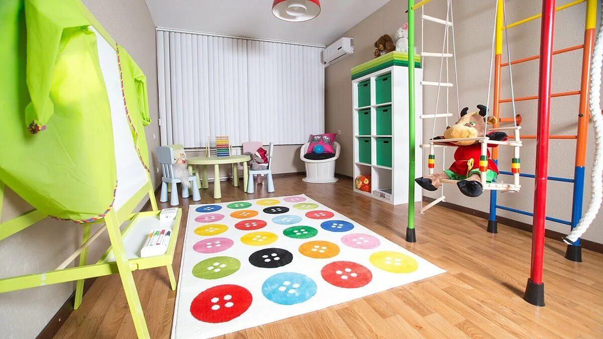 Комнате ребенка должно быть. Игровая комната. Игровая комната для детей. Игровая зона в детской комнате. Игровое пространство для детей.