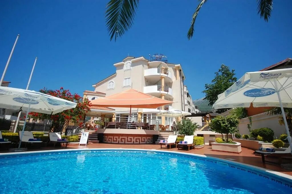отель аквариус будва. Club hotel maxima. Kala new 4 будва. макс престиж. макс престиж.