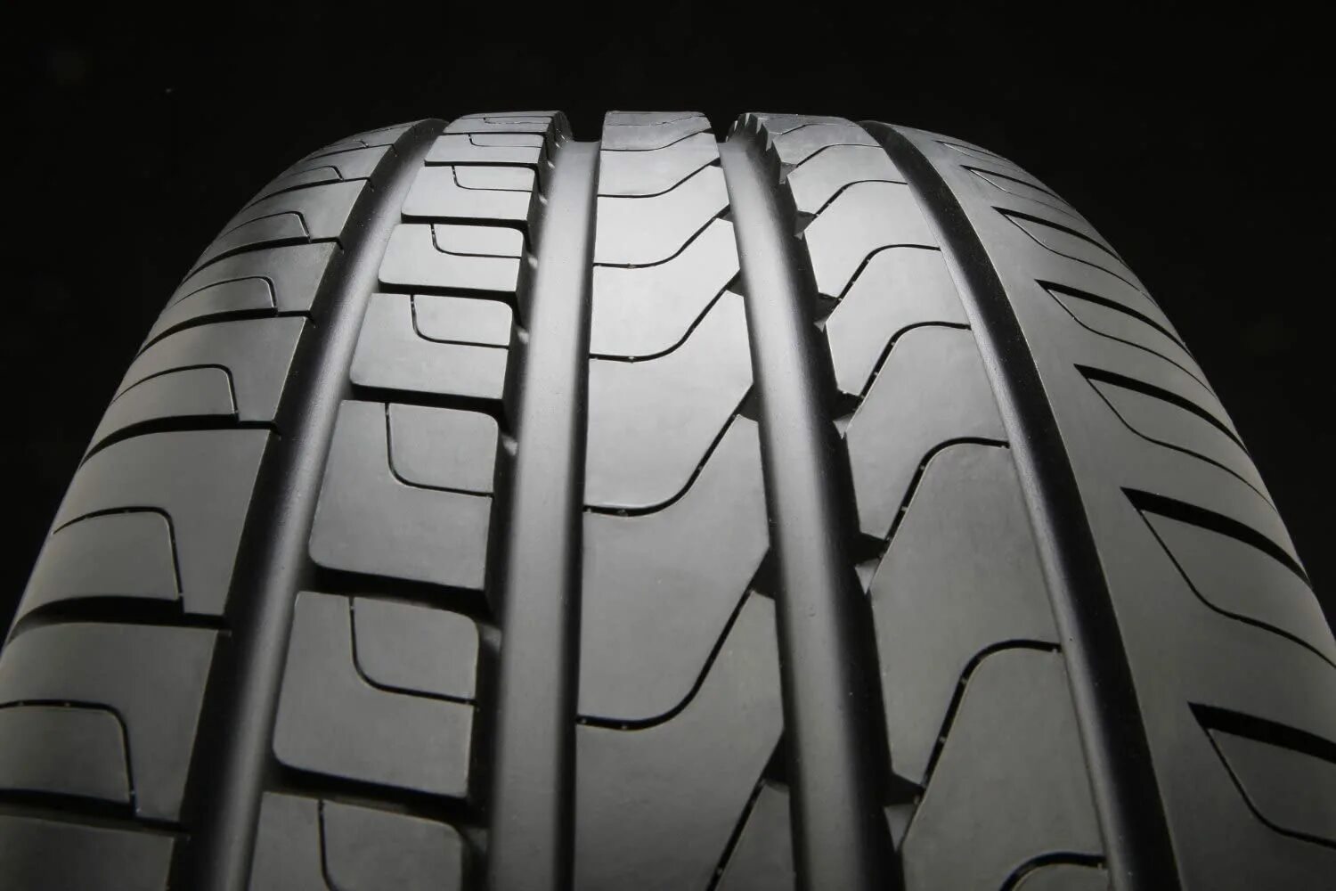 Пирелли чья резина. Шины Pirelli Cinturato p7. Пирелли p7 205/55 r16. Pirelli Cinturato p7 летняя. Протектор на Pirelli p7.