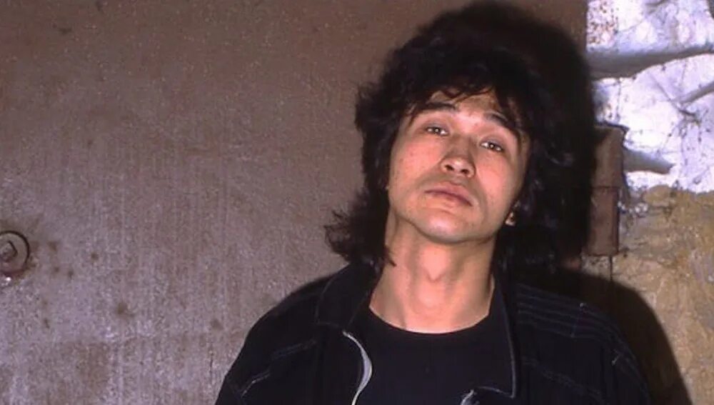 Цой в другом исполнении. Цой в латвии 1990.