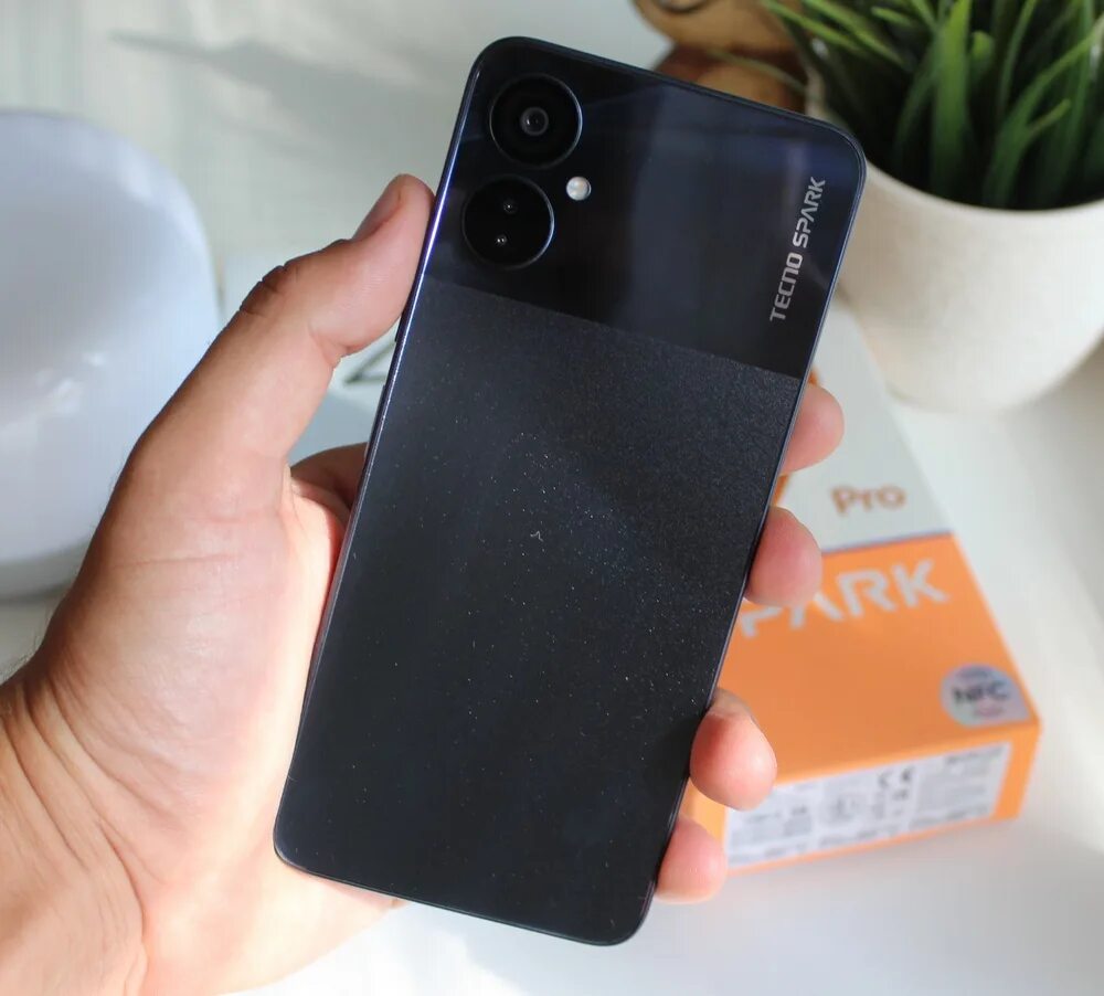 Tecno spark 20 pro black