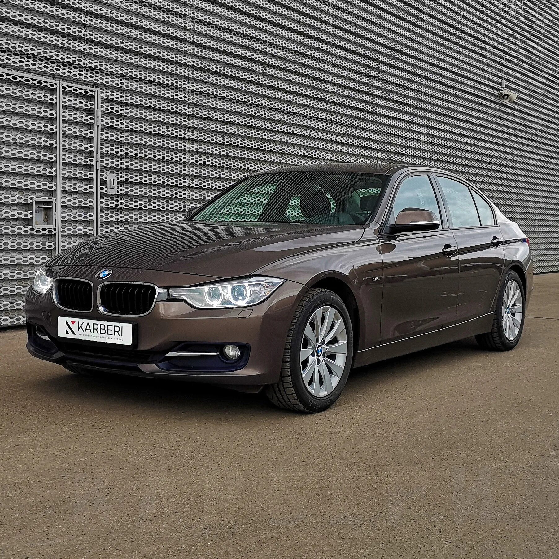 Bmw 320d 2012. Автомобиль бмв 320. Bmw 320 f30. Бмв 320i. Bmw 320i xdrive.