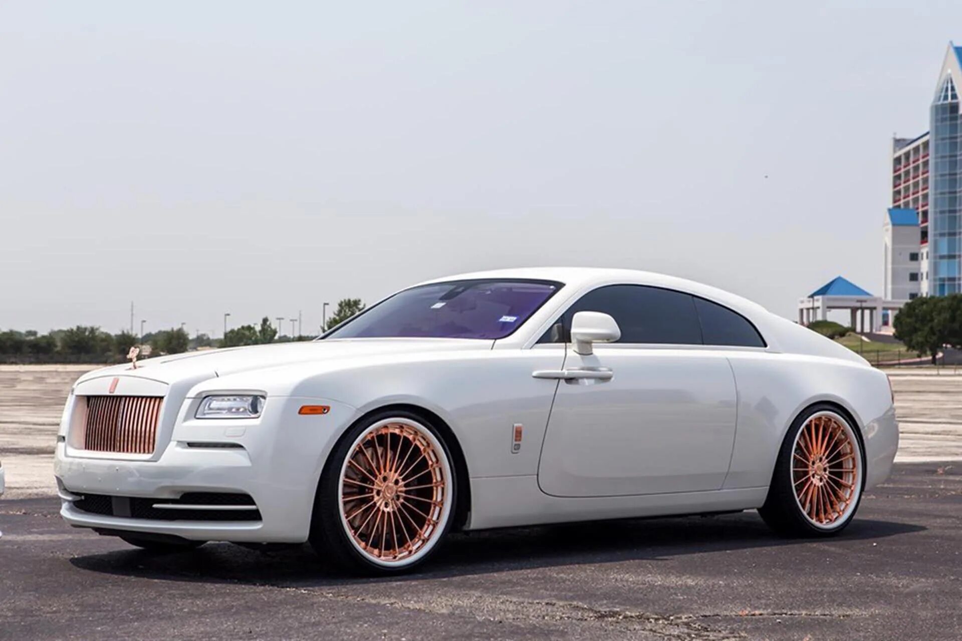 Колесо rolls. Forgiato Wheels Rolls Royce. Rolls Royce Wraith Forgiato. Wheels Rolls Royce Wraith Forgiato. Rolls Royce Wraith диски.