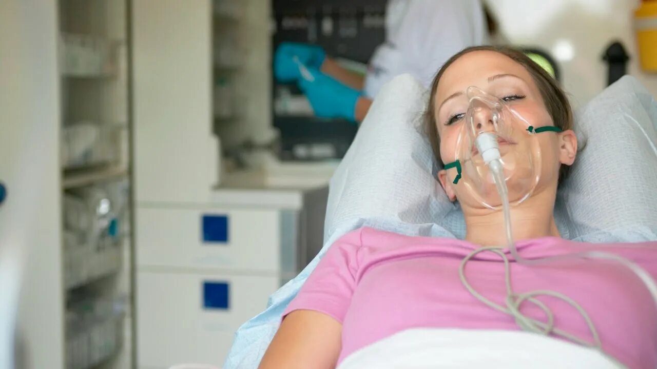 Нездоровый человек. Неизлечимо больной фото. Пациент в постели. Юань сяотянь могила. Сон смертельно больна.