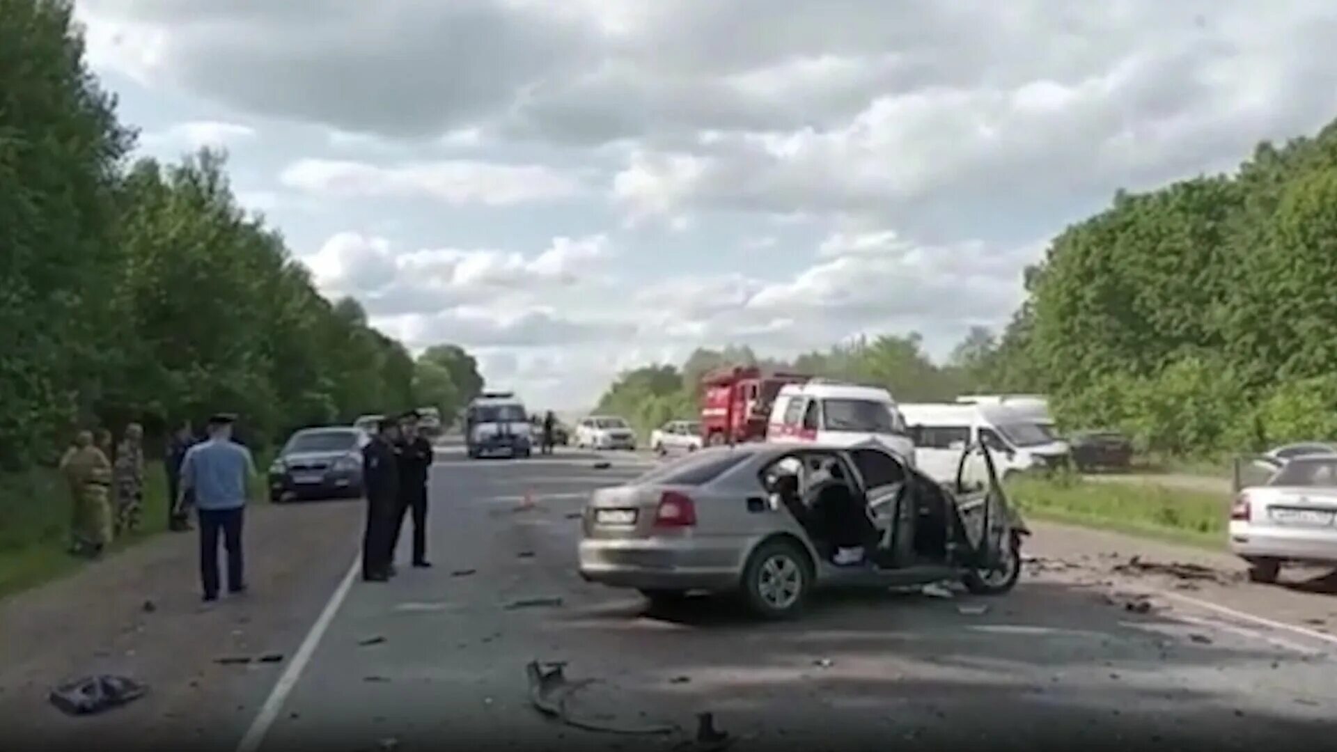 Авария ночью благовещенск. Авария в благовещенском районе рб. Страшное дтп в благовещенке. Страшное дтп в благовещенке. Последствия жестких дтп.