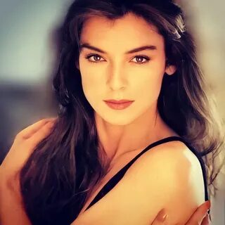 Лола Форнер жалаңаш суреттері