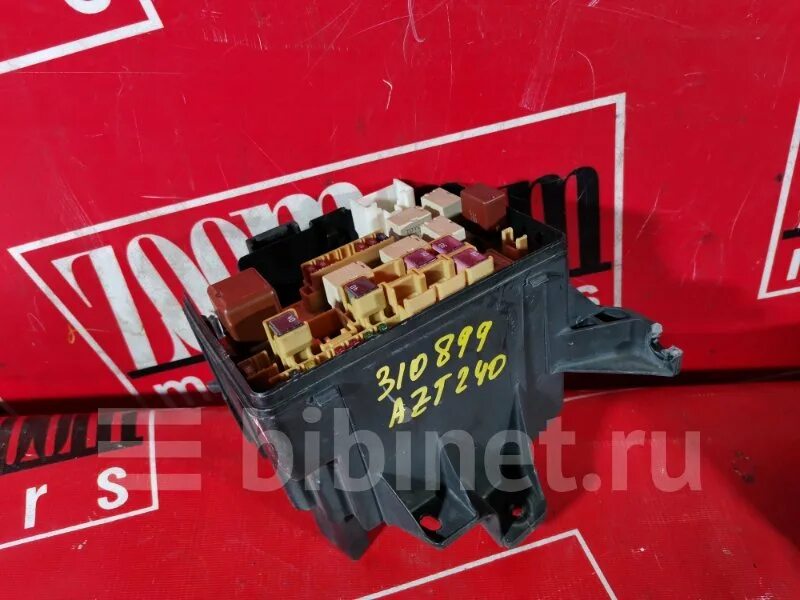 Fuses and relays Toyota Ipsum (ACM20; 2001-2009)