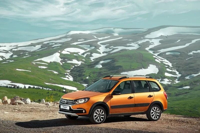 Летняя фотосессия на заниженной Весте -50мм. - Lada Vesta, 1,6 л, 2016 года фото