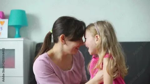 Песня youngest daughter