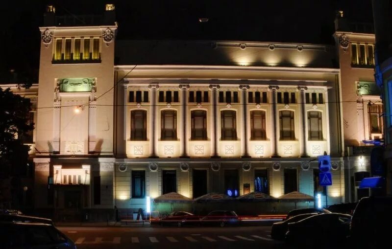 Ленком пушкинская. Московский театр Ленинского Комсомола. Московский государственный театр «Ленком». Московский государственный театр Ленком марка Захарова. Театр Ленком зал.