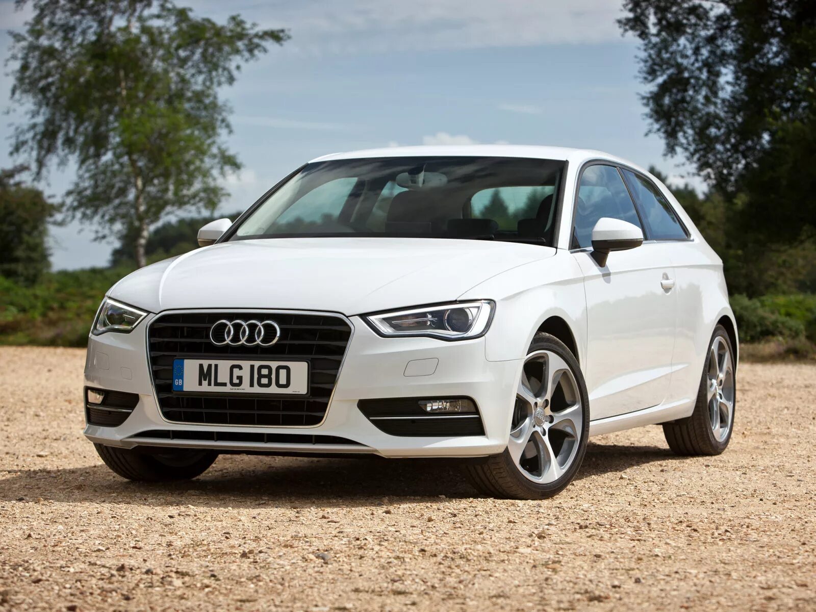 Как выглядит ауди 3. Ауди а3 хэтчбек. audi a3 2012. audi a3 hatchback 2012. ауди а3 8v 2014.